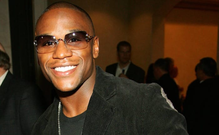 Floyd Mayweather dances with the stars