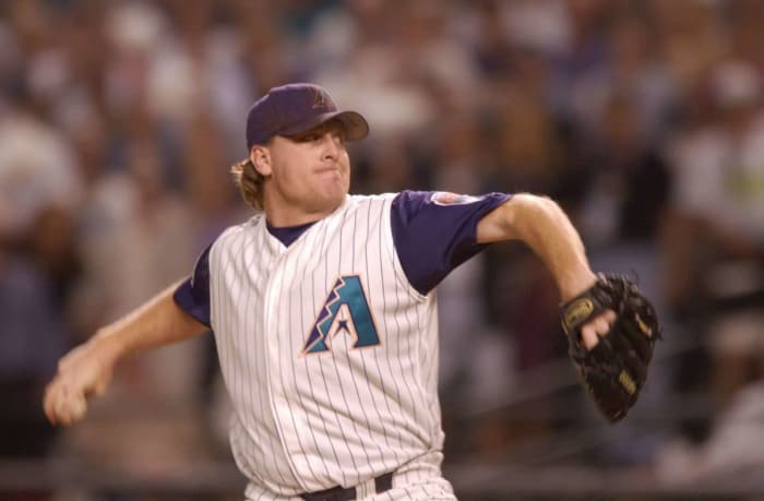 Phillies trade Curt Schilling to Diamondbacks for Travis Lee, Omar Daal, Vicente Padilla and Nelson Figueroa (2000)