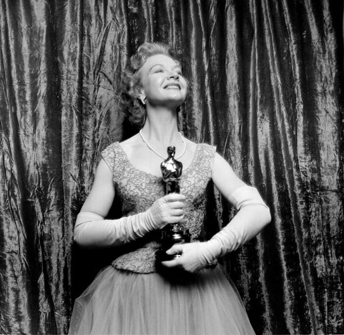 Jo Van Fleet - Best Supporting Actress (1956)