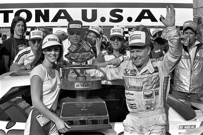 1983: Cale Yarborough