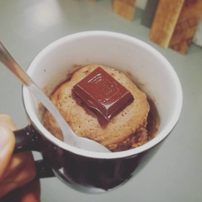 Five-minute chocolate muffin