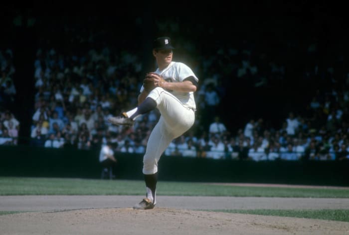 1968: Denny McLain