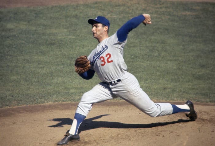 The 9 greatest right-handed pitchers in MLB history