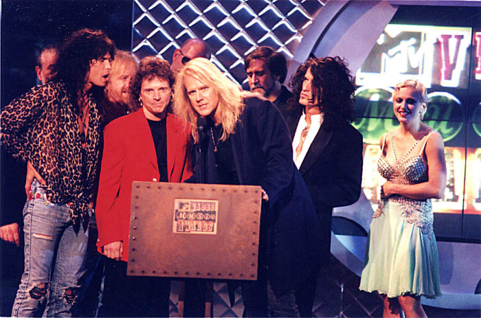 "Cryin'"- Aerosmith (1994)