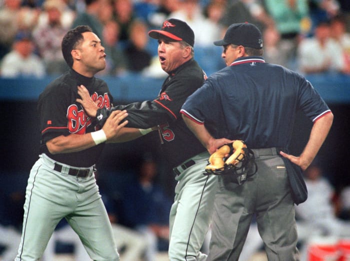 1996: Roberto Alomar spits on umpire