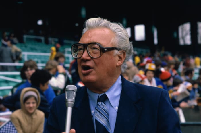 14 Harry Caray Glasses Stock Photos, High-Res Pictures, and Images