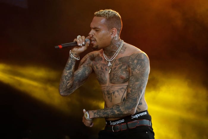 Chris Brown - 20,700,000