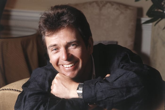 "Sledgehammer" - Peter Gabriel (1987)