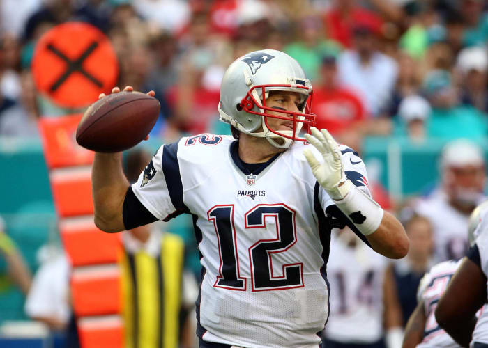 Week 17: Patriots at Dolphins