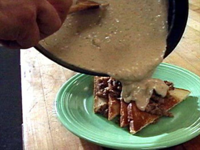 15 biscuits and gravy recipes you can make in under 30 minutes Yardbarker