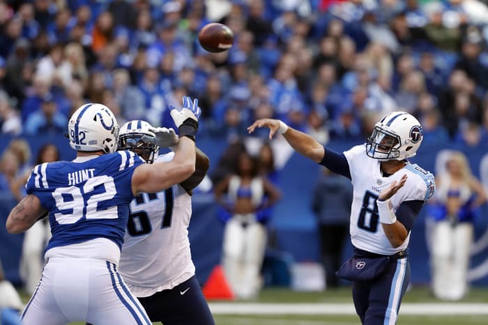 Houston at Tennessee (-6.5)