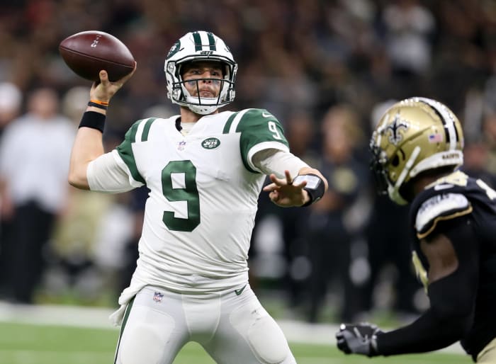 Los Angeles Chargers (-6.5) at New York Jets