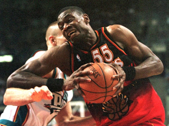 Atlanta Hawks: Dikembe Mutombo