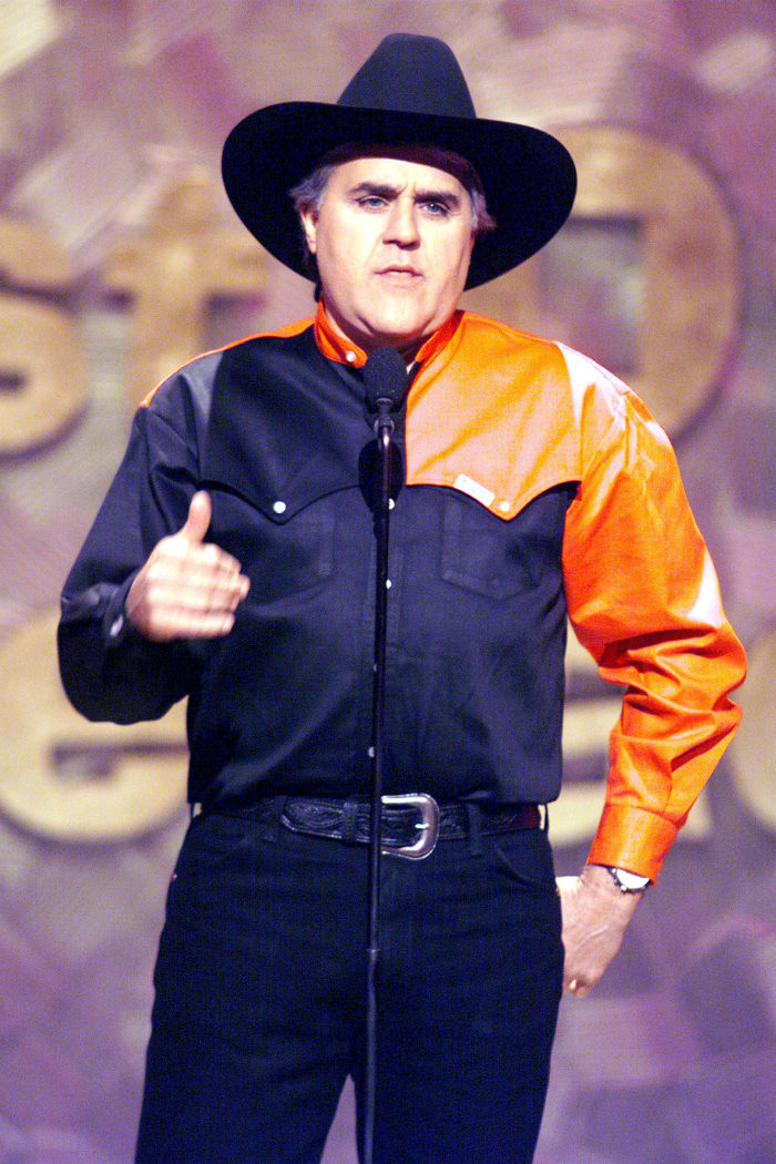 Jay Leno dresses up as Garth Brooks