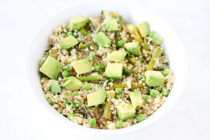 Quinoa Salad with Asparagus and Avocado
