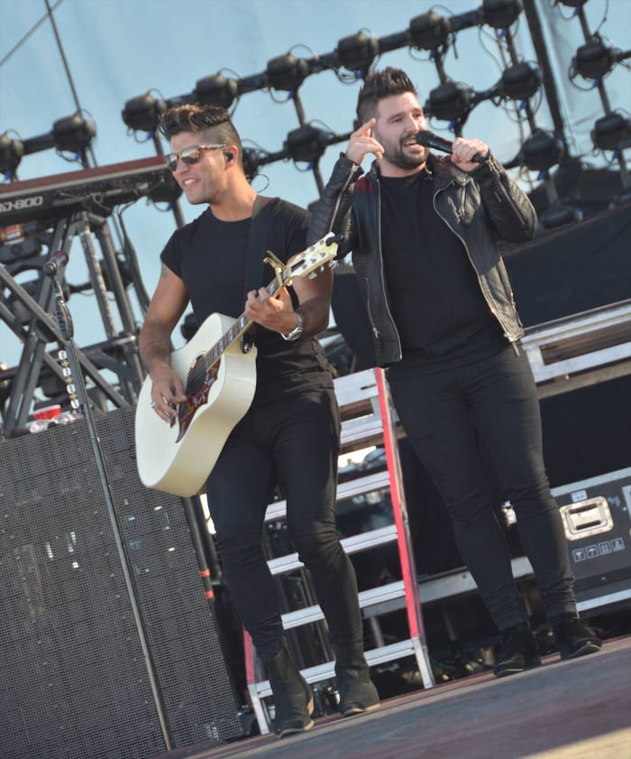 Vocal Duo of the Year: Dan + Shay