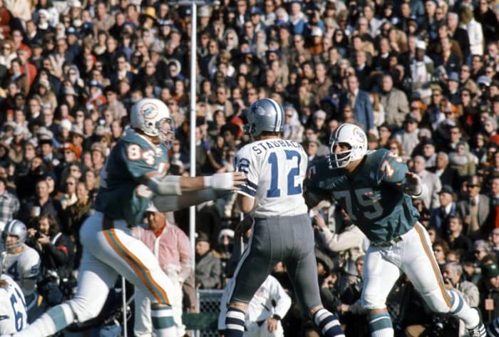 Super Bowl VI - Dallas Cowboys d. Miami Dolphins, 24–3