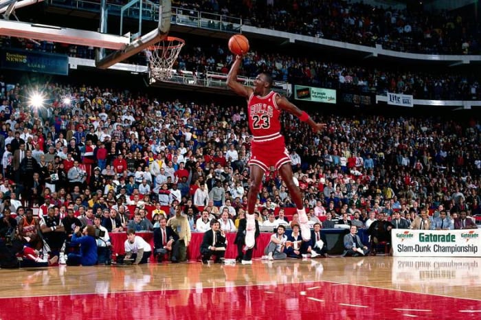 Jordan wins Dunk Contest and All-Star game MVP, 1988