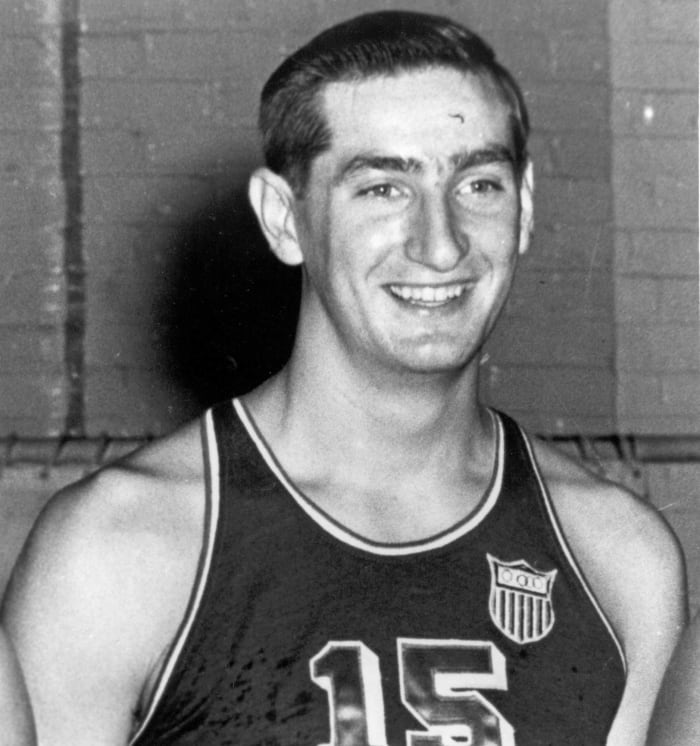1949: Alex Groza, Kentucky