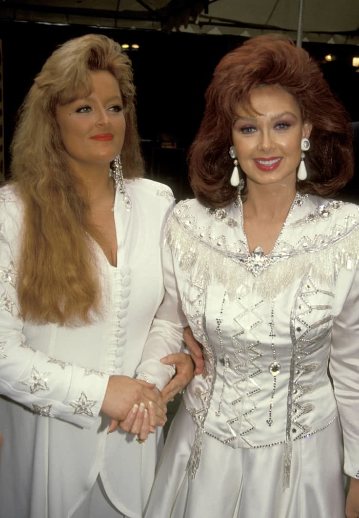 The Judds win Top Vocal Duet of the Year