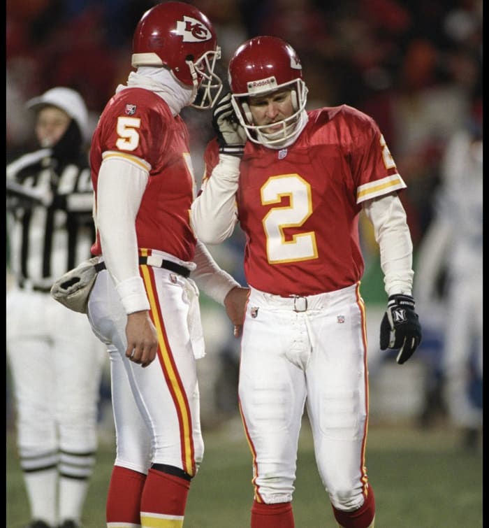 1996: Chiefs kicker blows playoff game