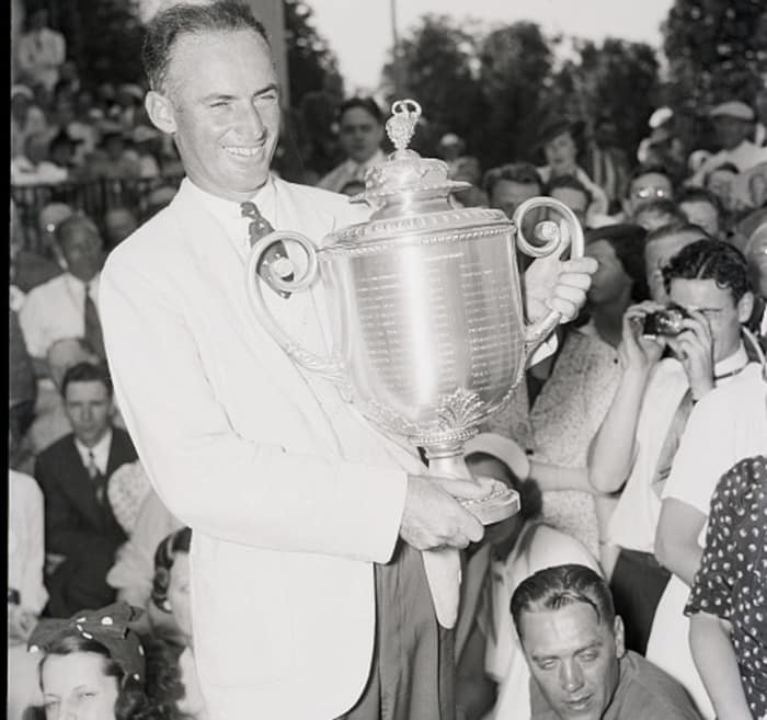 1937: Denny Shute