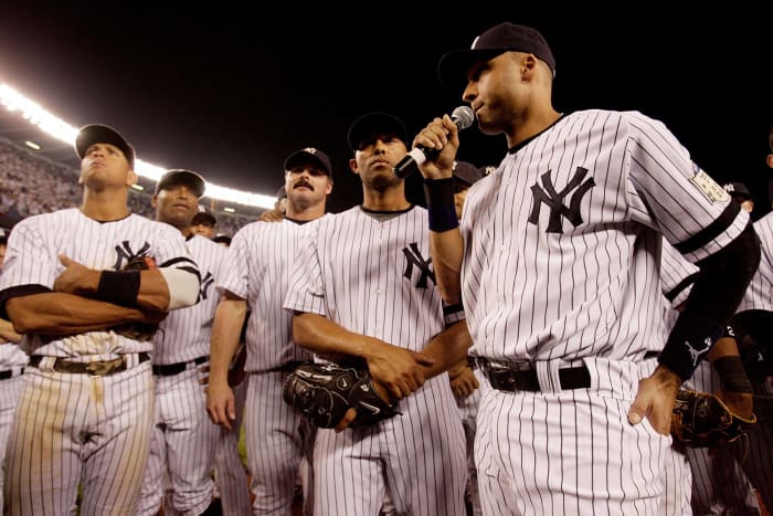 2008: Jeter closes down old Yankee Stadium