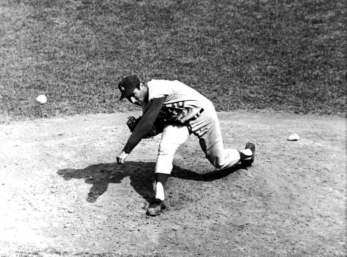 1963: Sandy Koufax