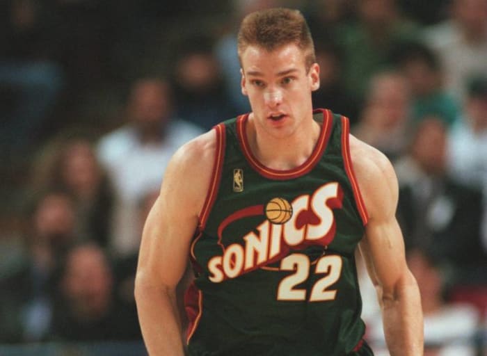 Jim McIlvaine to the Sonics