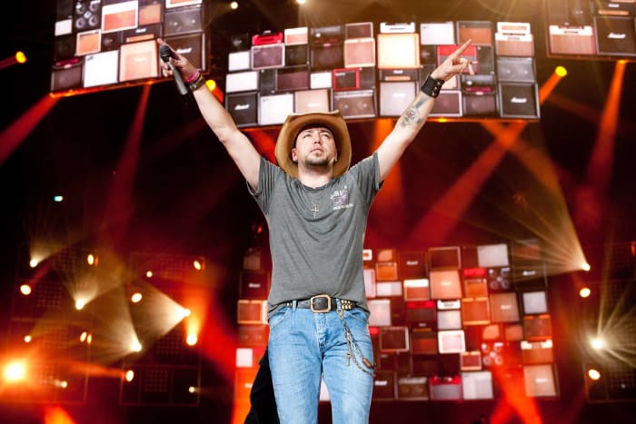Jason Aldean, the resilient one