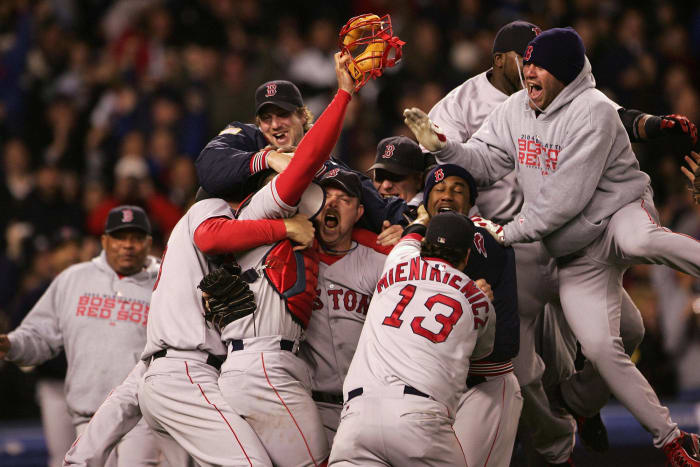 2004: Yankees blow 3-0 series lead vs. Red Sox