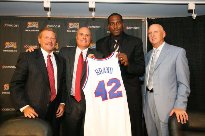 Elton Brand to the 76ers