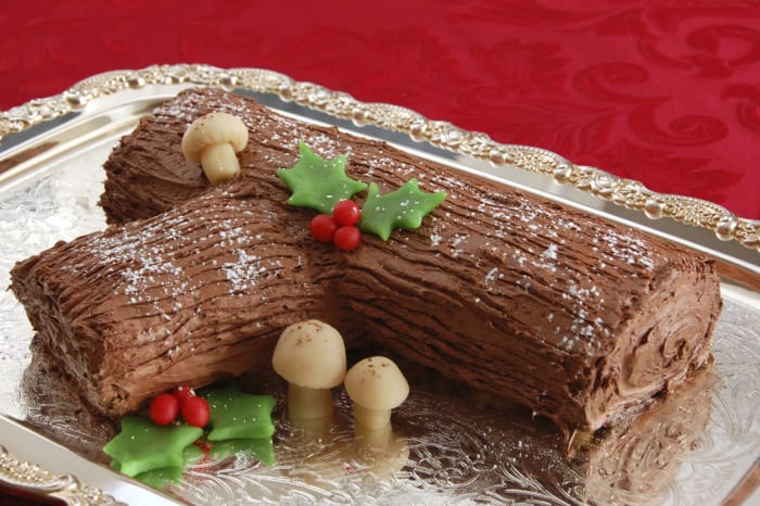 Bûche de Noël (Yule Log)