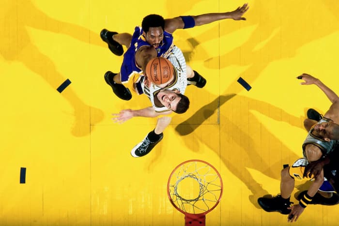 Kobe steps up with Shaq out vs. Pacers, Game 4, 2000 Finals