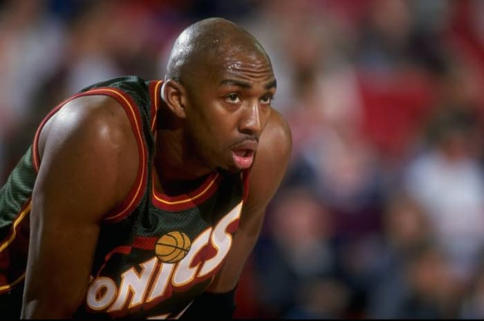 Vin Baker to the Sonics