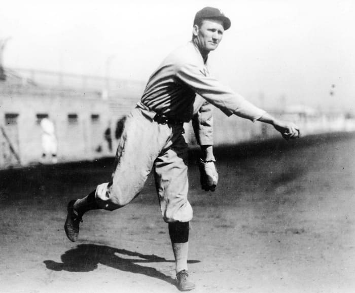 1913: Walter Johnson