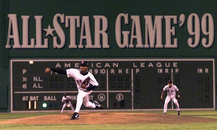 1999: Pedro Martinez mows down the opposition