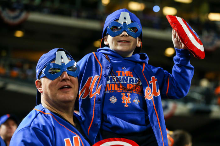 Scariest sports fan Halloween costumes Yardbarker