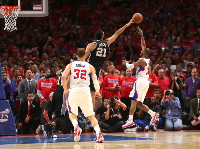 Chris Paul eliminates Spurs with dramatic late-game shot