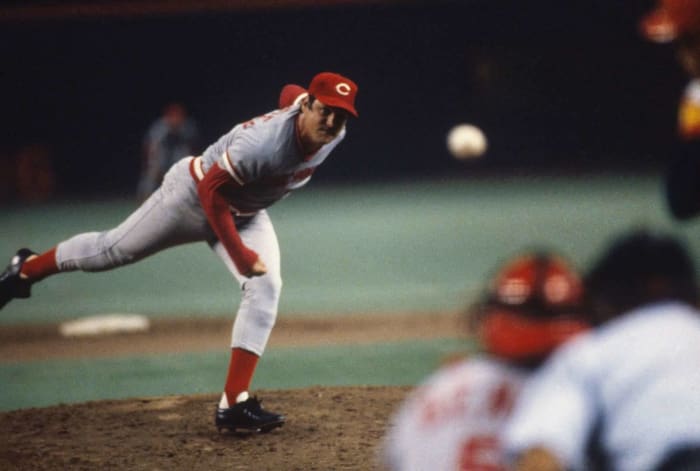 Mets trade Tom Seaver to Reds for Pat Zachry, Doug Flynn, Steve Henderson and Dan Norman (1977)