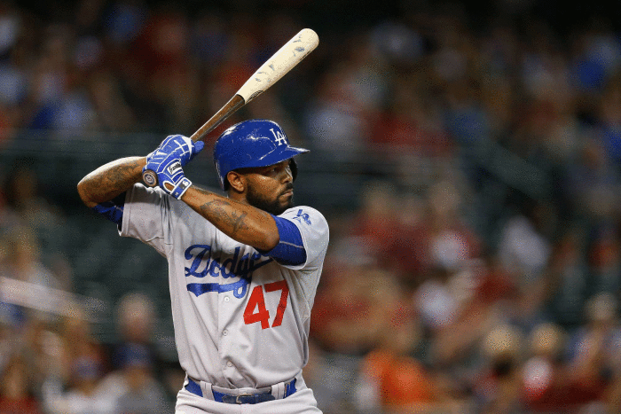 Worst: Dodgers re-sign Howie Kendrick