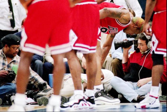 1997: Dennis Rodman kicks cameraman