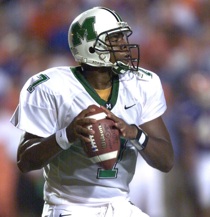 Dollar General Bowl: Byron Leftwich, 2001