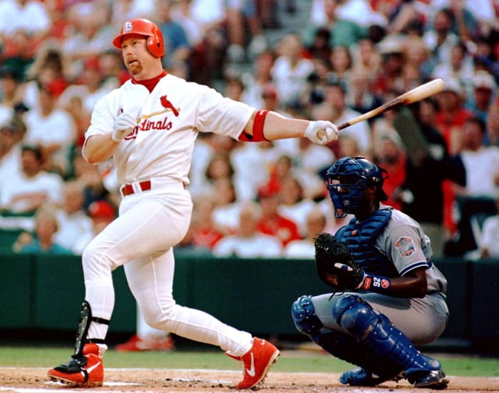 419 Baseman Mark Mcgwire Photos & High Res Pictures - Getty Images