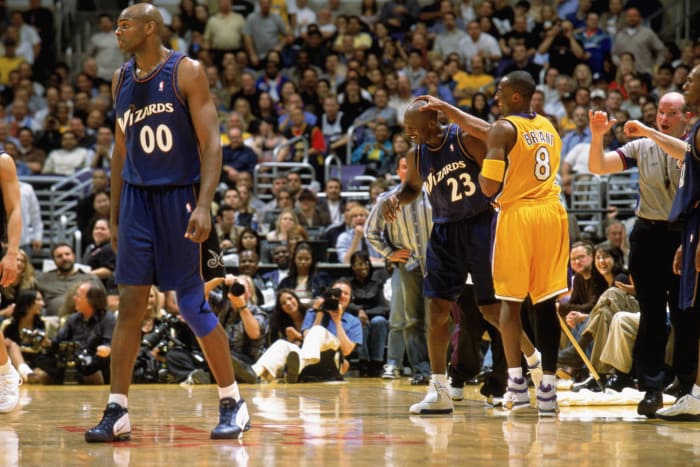 24 Quintessential Moments Of Kobe Bryants Career Yardbarker 4557