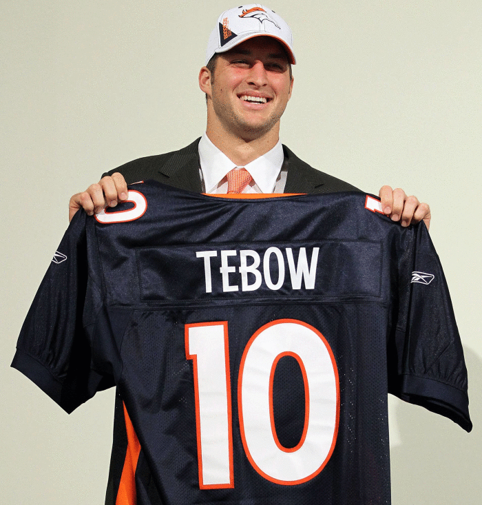 2010: Broncos trade up for Tim Tebow