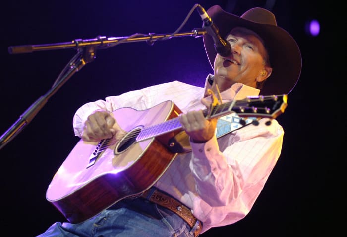 George Strait - 16 wins