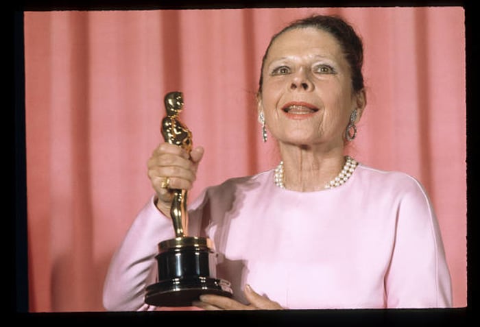 Ruth Gordon - Best Supporting Actress for "Rosemary's Baby" (1969)