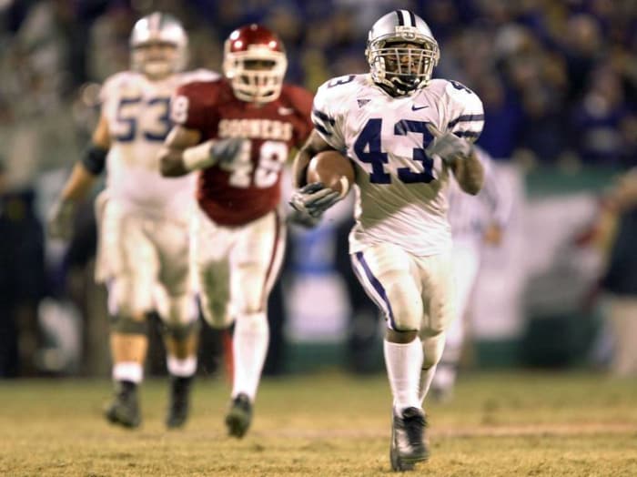 Kansas State whips Oklahoma 35-7 in the 2003 Big 12 title game