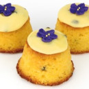 Petite passionfruit cake